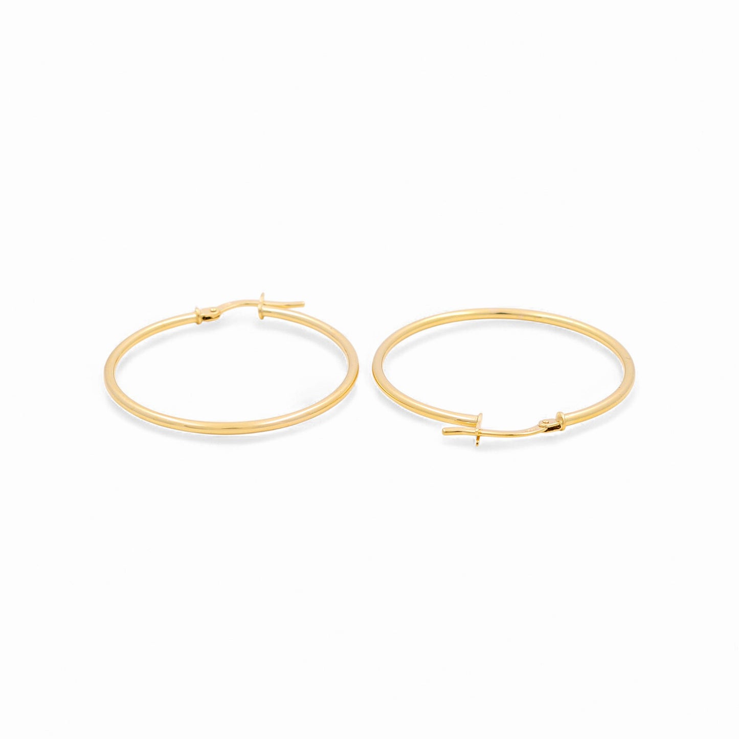 14K Yellow Gold Hoops Earrings / Size: 1.5mmx30mm / Weight: 1.2 GR / 240-00732