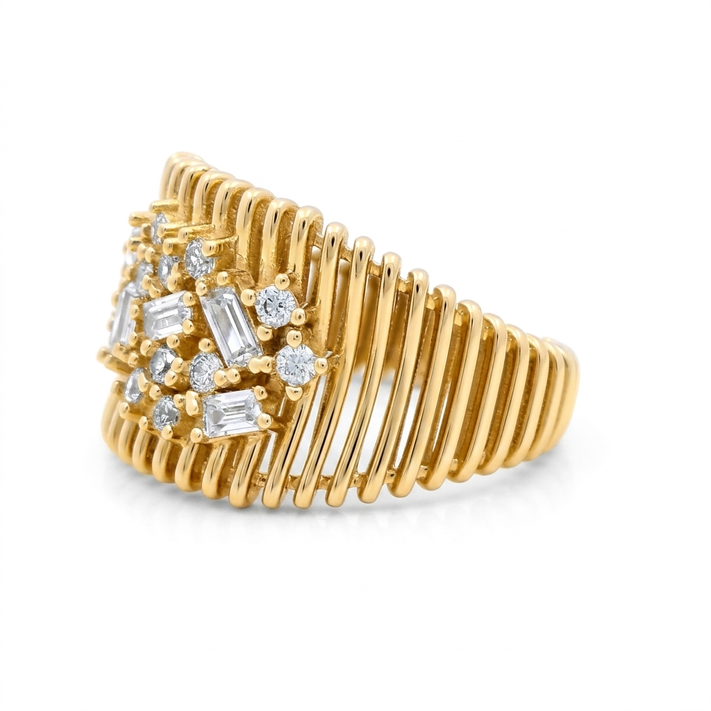 14K Yellow Gold Fashion Baguette Women's Ring with White Stones / Size: 8 / Weight: 6.5 GR
