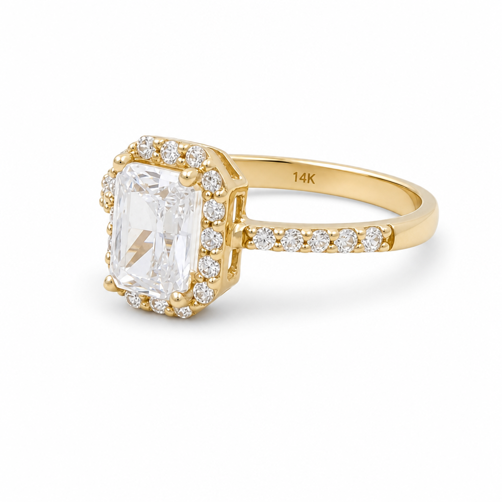 14K Yellow Gold Fashion Women's Rings with White Cz Stone / Size: 7 / Weight: 2.2 GR / 308-00137