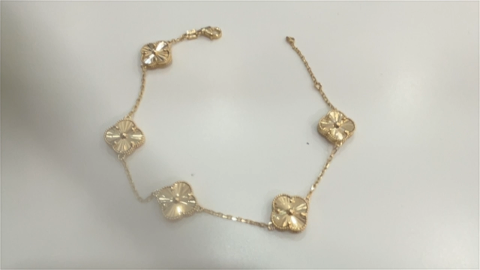 14K Yellow Gold Women's Bracelet with Five Clover / Size: 7" 11mm / Weight: 5.7 GR / DQWB4CLV-3