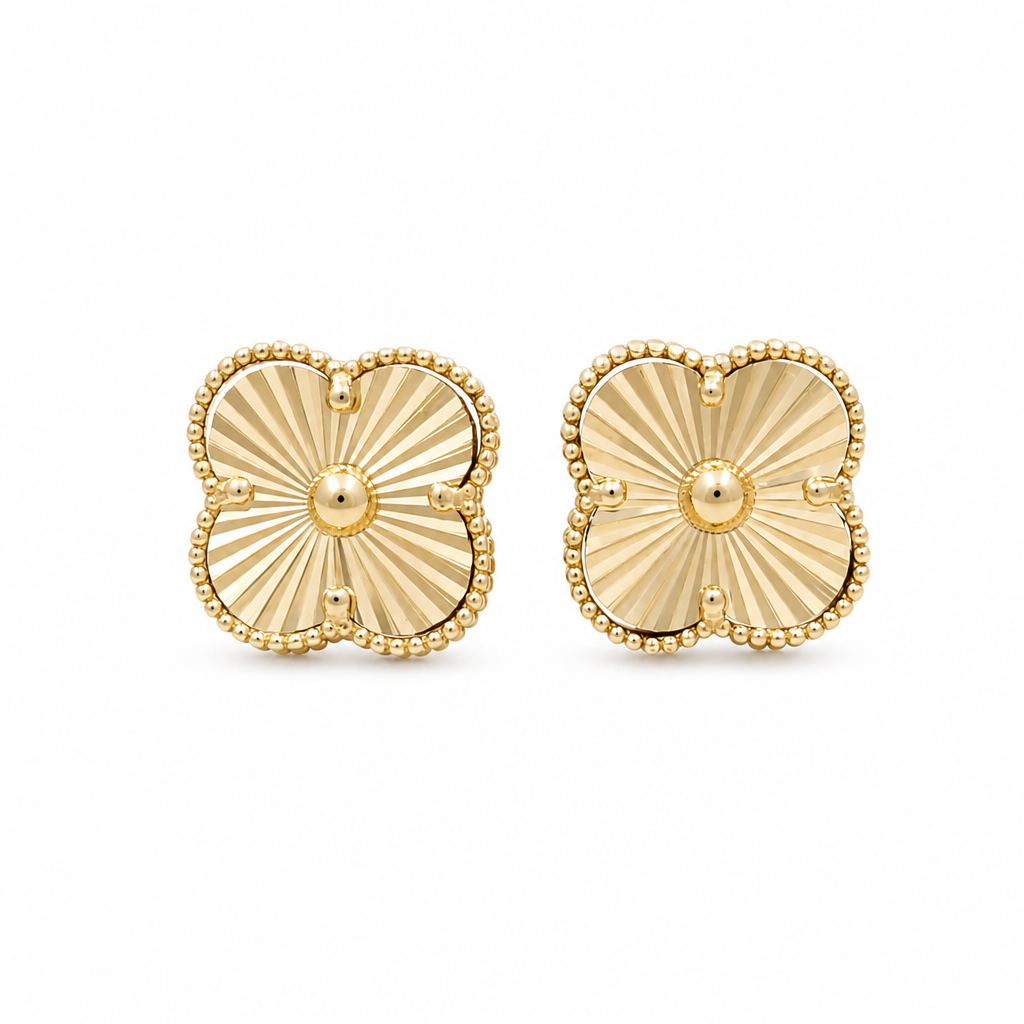10K Yellow Gold Clover Stud Earrings / Size: 10MM / Weight: 2.5 GR / DQES0CLV-4