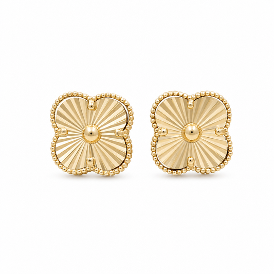 10K Yellow Gold Fashion Women's Stud Earring CLV / Size: 11.5mm / Weight: 2.4gr / DQES0CLV-4