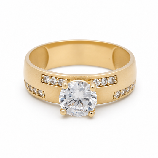 14K Yellow Gold Engagement Women's Ring With Cz / Size: 7.5 / Weight: 2.6 GR