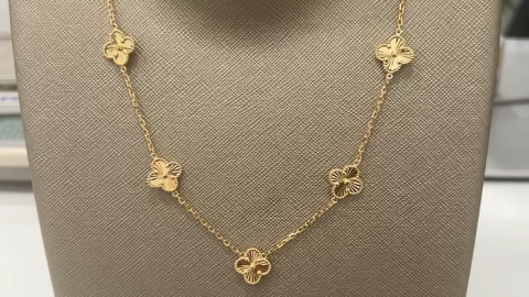 14K Yellow Gold Five Clover Women's Necklace / Size: 17" 12MM / Weight: 7.5GR