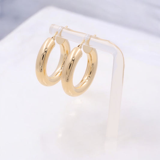 14K Yellow Gold Women’s Hoop Earrings / Size: 5MM x 15MM / CSEH4PL